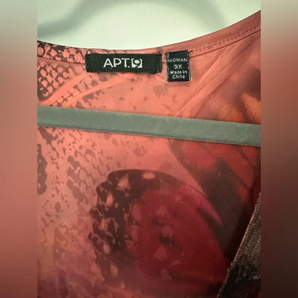 Apt. 9 Women's Coral-Pink Printed Short Sleeve Tunic with Lace Trim - Picture 3 of 4